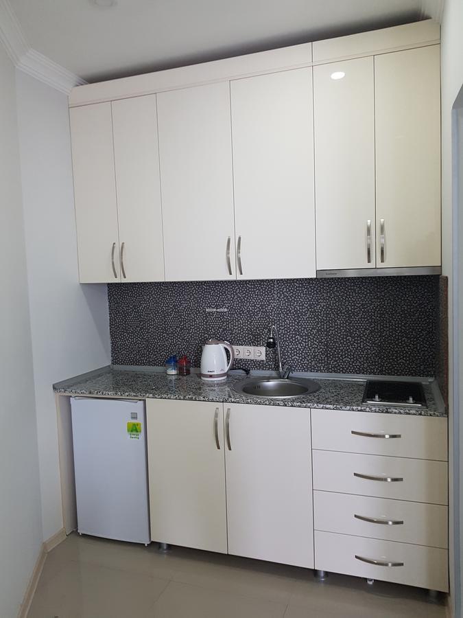 Apartment In Front Of Mcdonald'S Batumi Kültér fotó